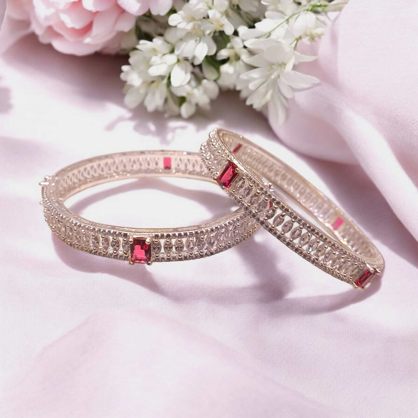 Premium silver bangle