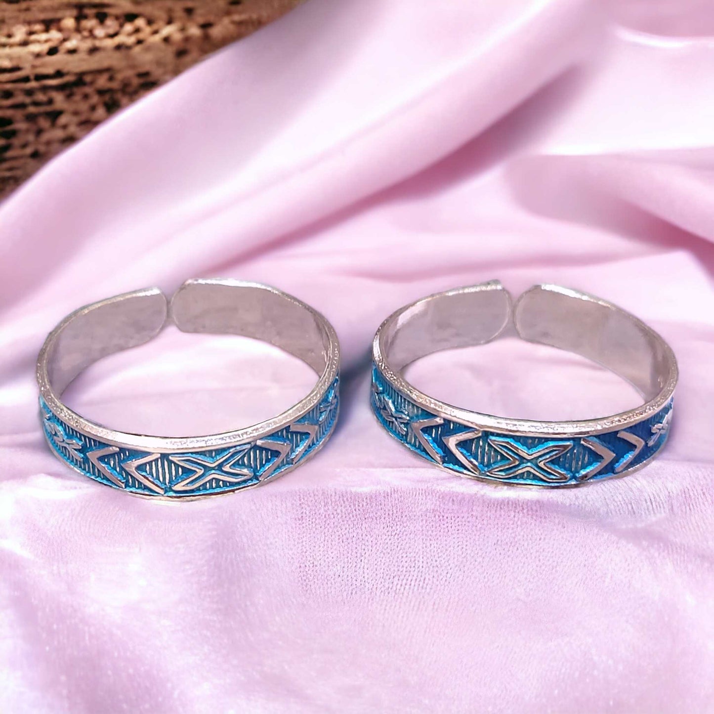 Plain Silver Thumb Toe Rings For Women - Jauhari Jewellers