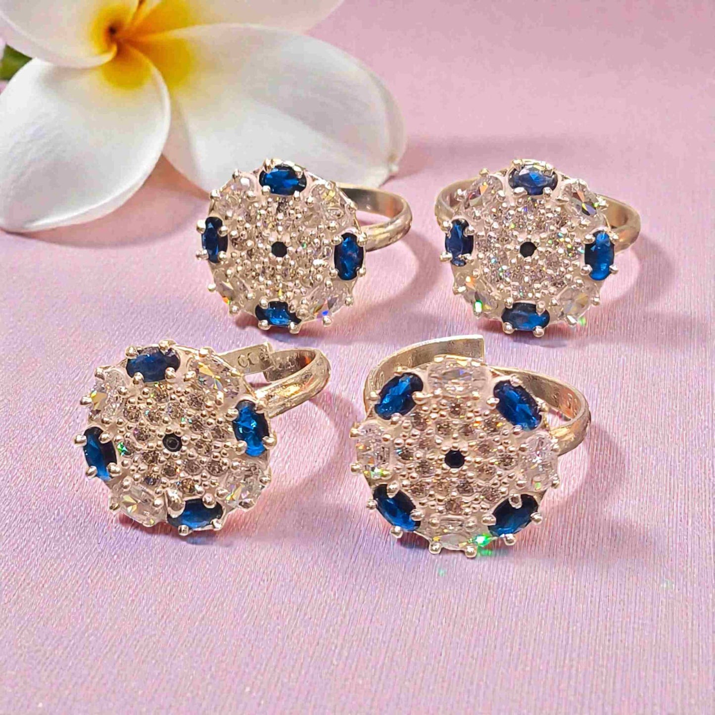 Elegant roe ring for women