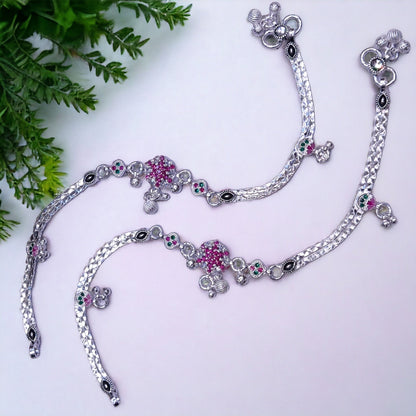 Fancy Silver Payal For Women - Jauhari Jewellers