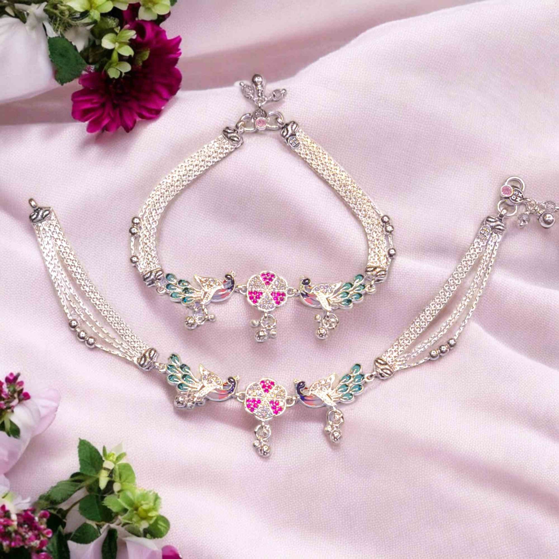 Silver payal for party wear